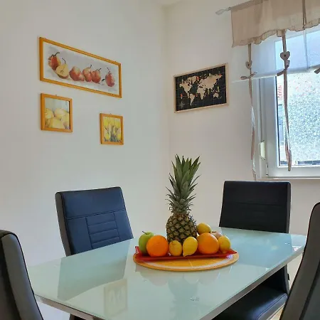 Appartement Tihana Trogir